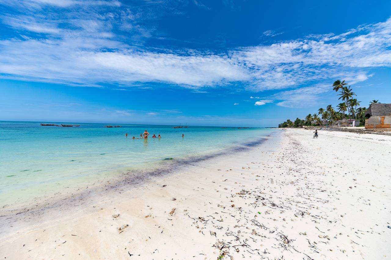 WOULD YOU LIKE TO LIVE IN ZANZIBAR? EVERYTHING YOU NEED TO KNOW