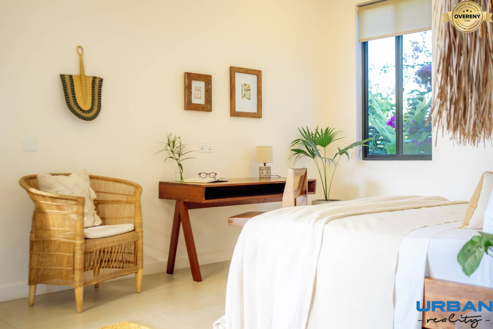 LUXURY 2-BEDROOM VILLA IN PAJE