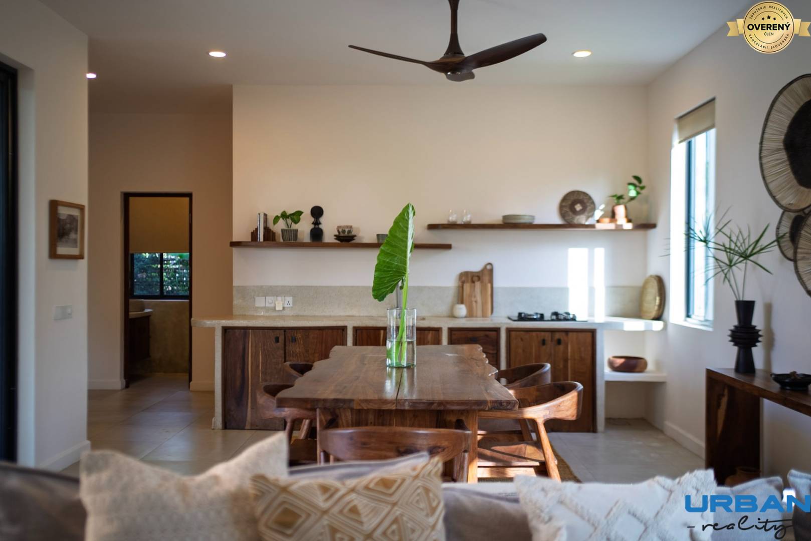 LUXURY 2-BEDROOM VILLA IN PAJE