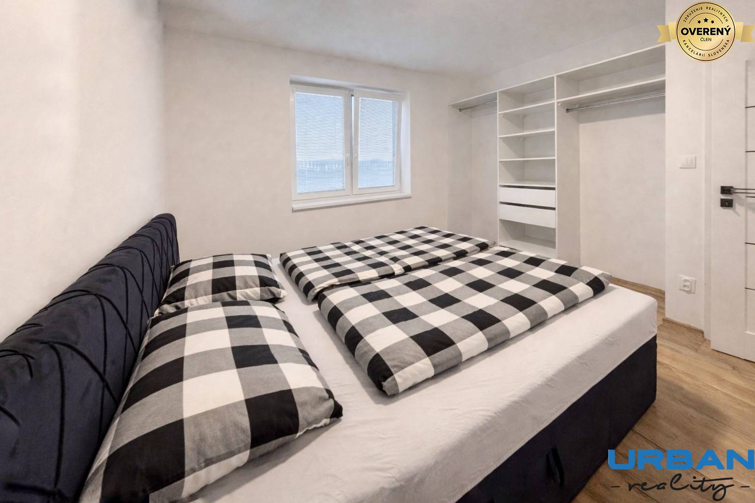 Modern 3-Room Apartment with Garden and Parking in Šamorín