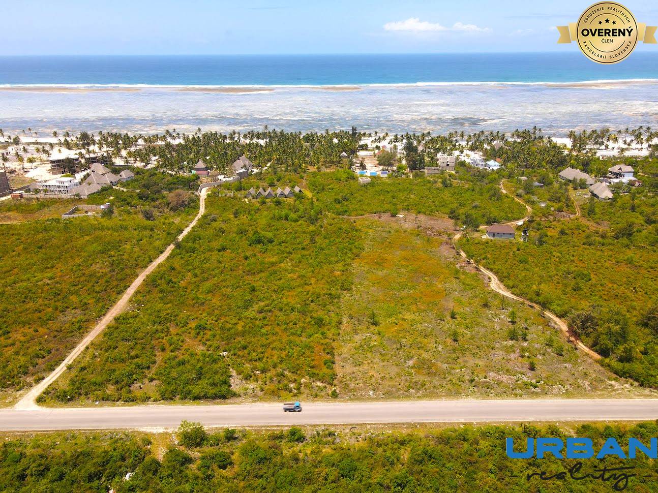 AMAZING LAND IN MAINROAD BWEJUU