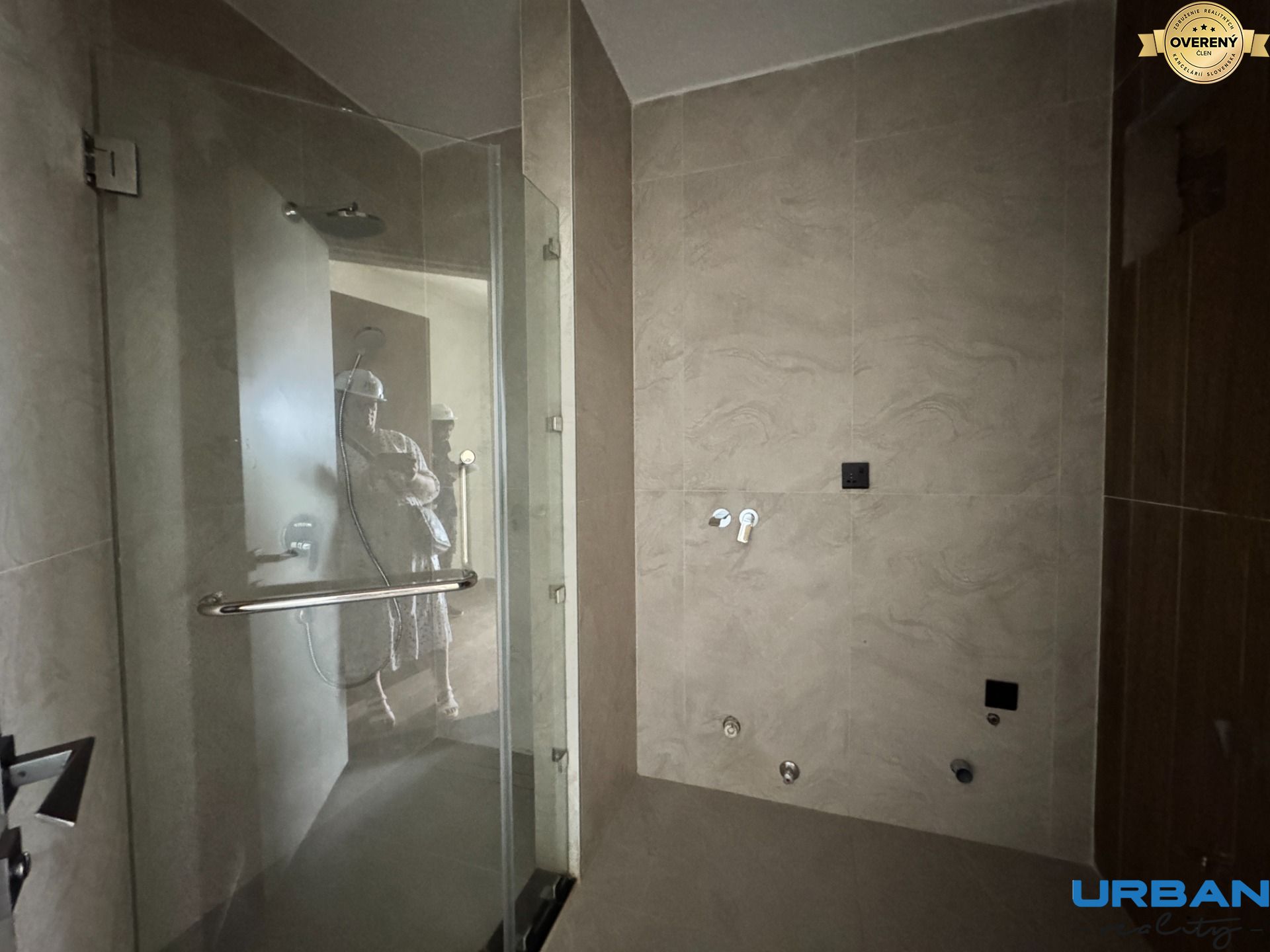 STUDIO APARTMENT IN THE HOTEL AND RESIDENTIAL COMPLEX FOR SALE, NUNGWI