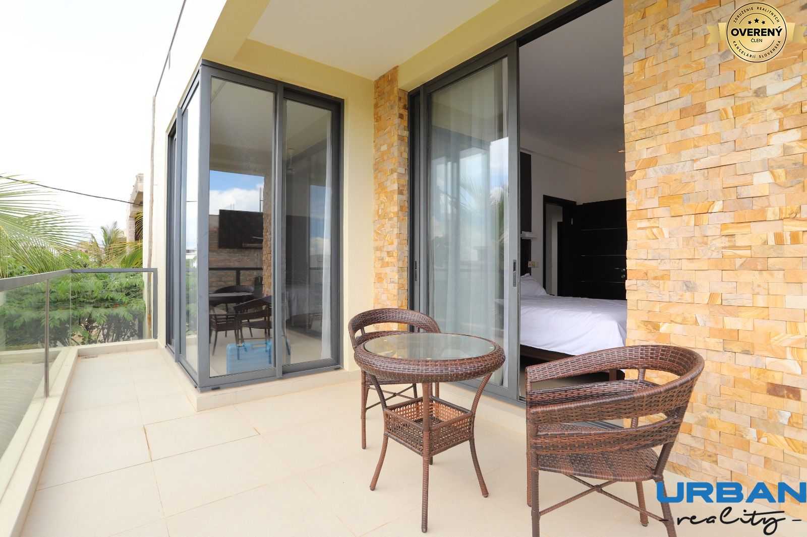 New home in a villa with ocean views in the unique town of Fumba
