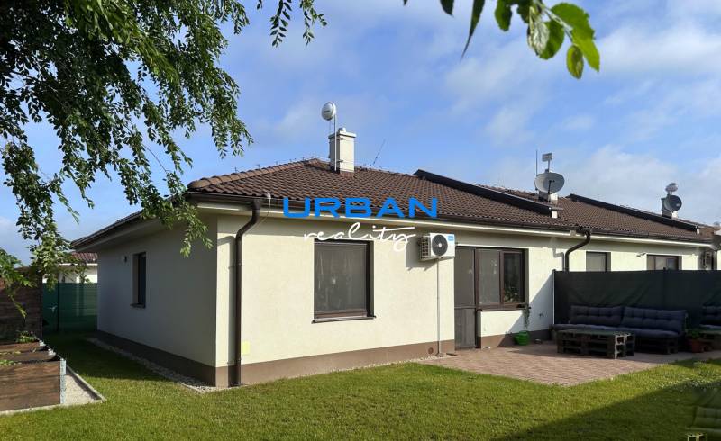 FAMILY HOUSE IN MACOV, DUNAJSKÁ STREDA