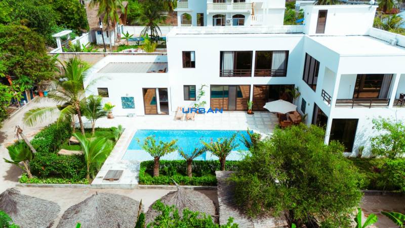 MODERN ISLAND CHARM IN KIWENGWA