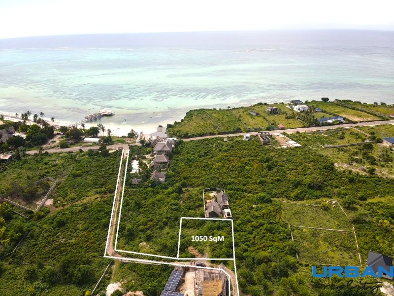 BEAUTIFUL LAND IN SHUNGI WITHIN WALKING DISTANCE TO THE BEACH